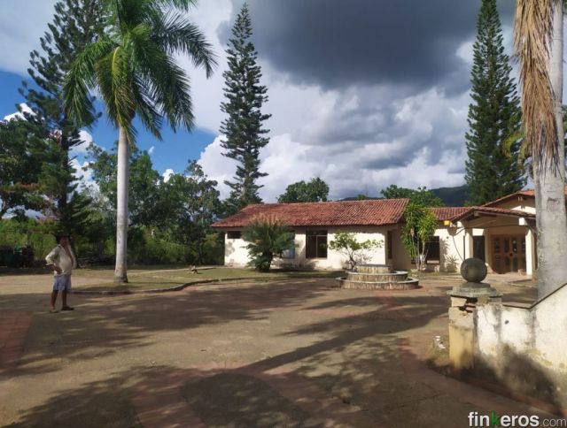 ¡Oportunidad! Lote Urbano para Desarrollo de Proyecto - Finca en Anapoima, Cundinamarca